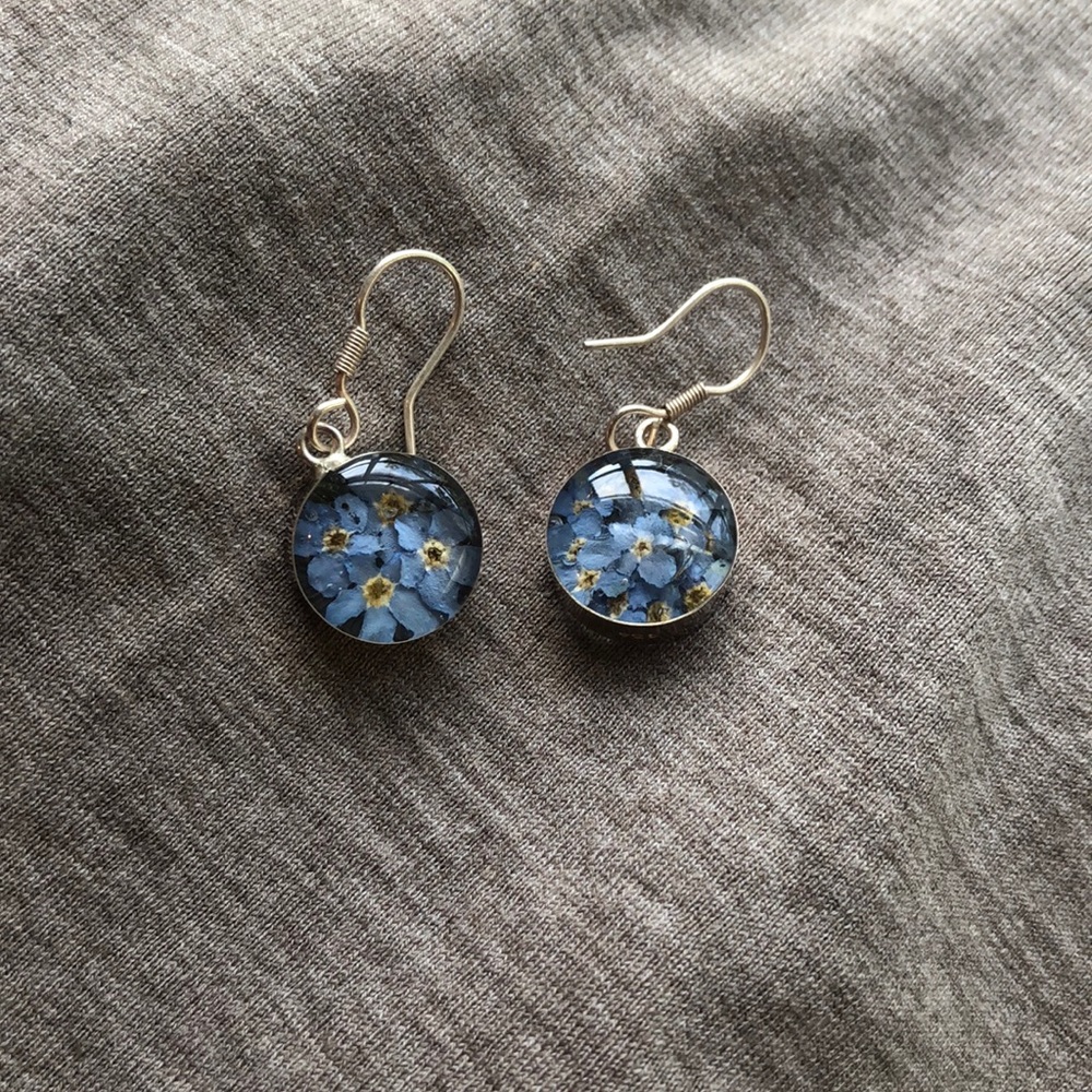 Drop earrings